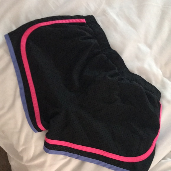 Adidas - Picture 2 of 3